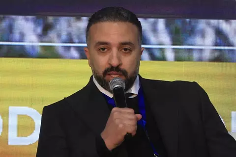 عضو مجلس الأهلي يتحدث عن.. إيرادات النادي.. أسعار تذاكر مونديال الأندية.. وحقيقة مفاوضات رونالدو